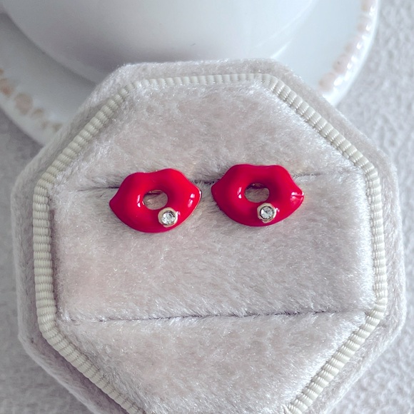 Red lips earrings with diamond - Picture 1 of 4